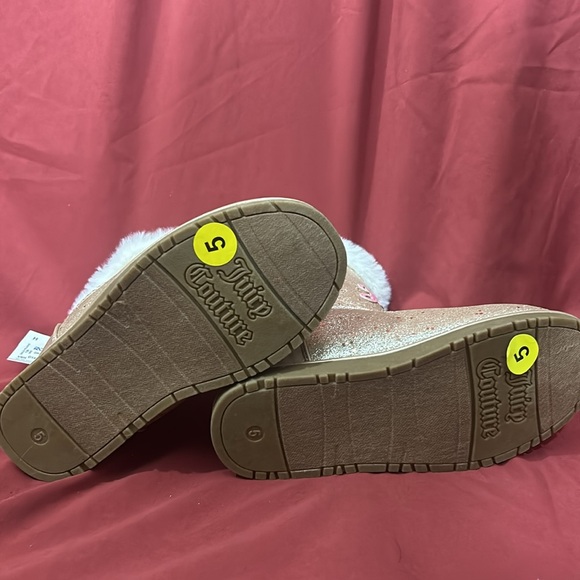 * NEW* JUICY COUTURE
Big Girls Temecula Cold Weather Boots SZ 5 - Picture 4 of 5